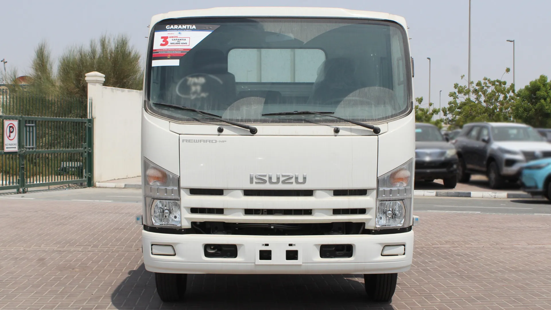 4570 cc (4.6L) 71 STEEL CARGO MT - Image 6