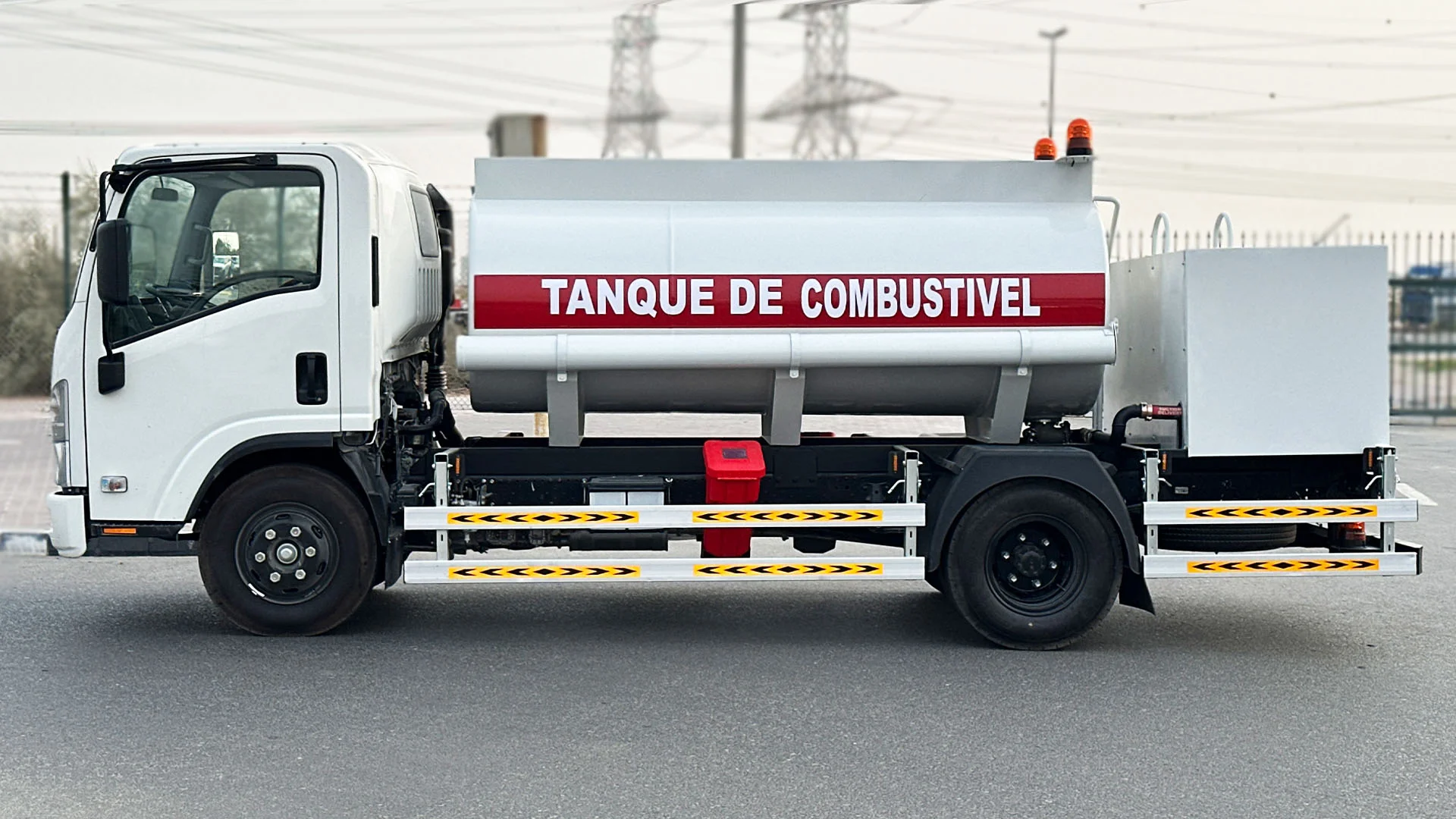 4.6L 4000 Litres Diesel Fuel Tank MT - Image 3