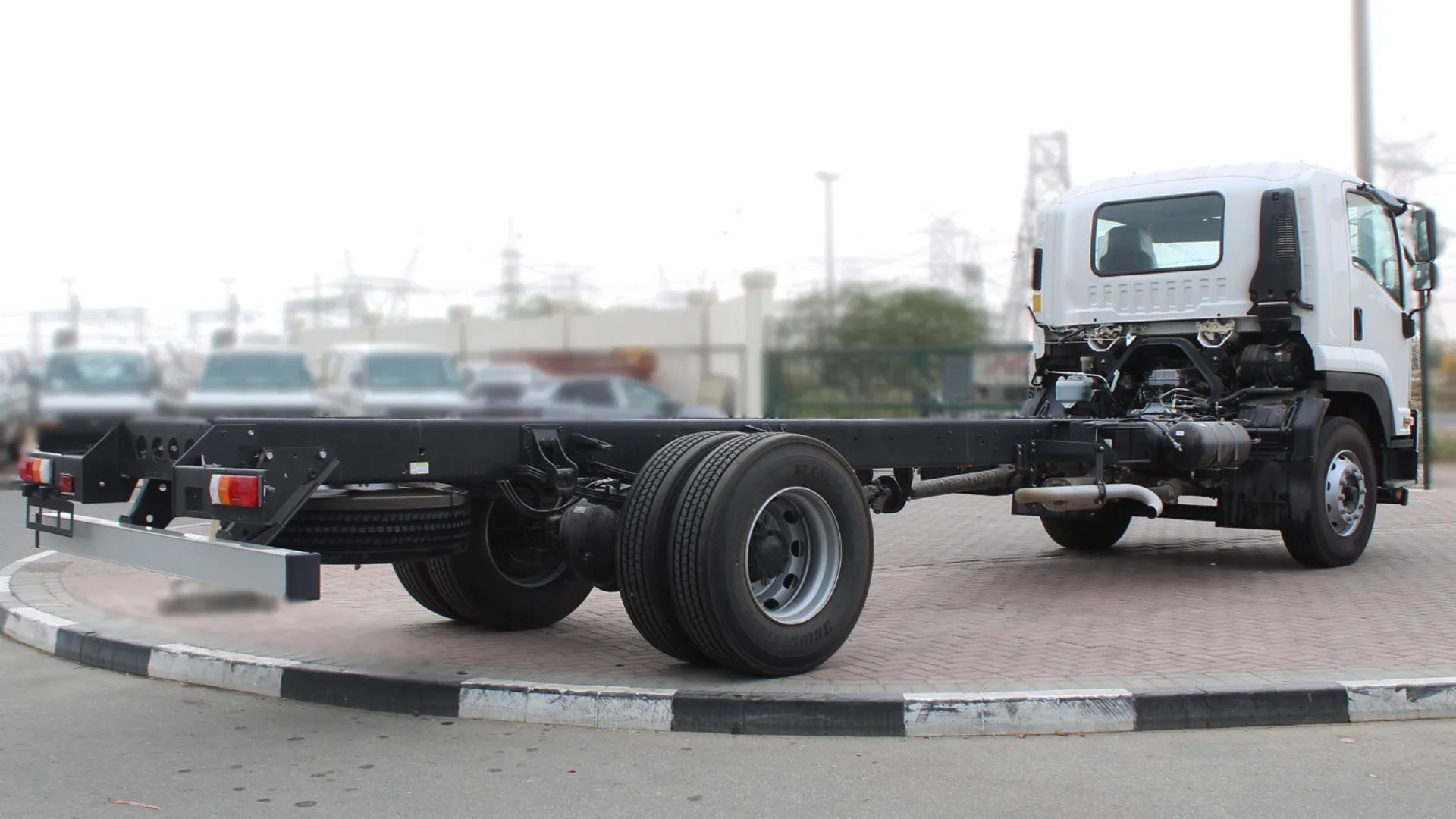 7790 cc 34Q (13 TON) CHASSIS MT - Image 5