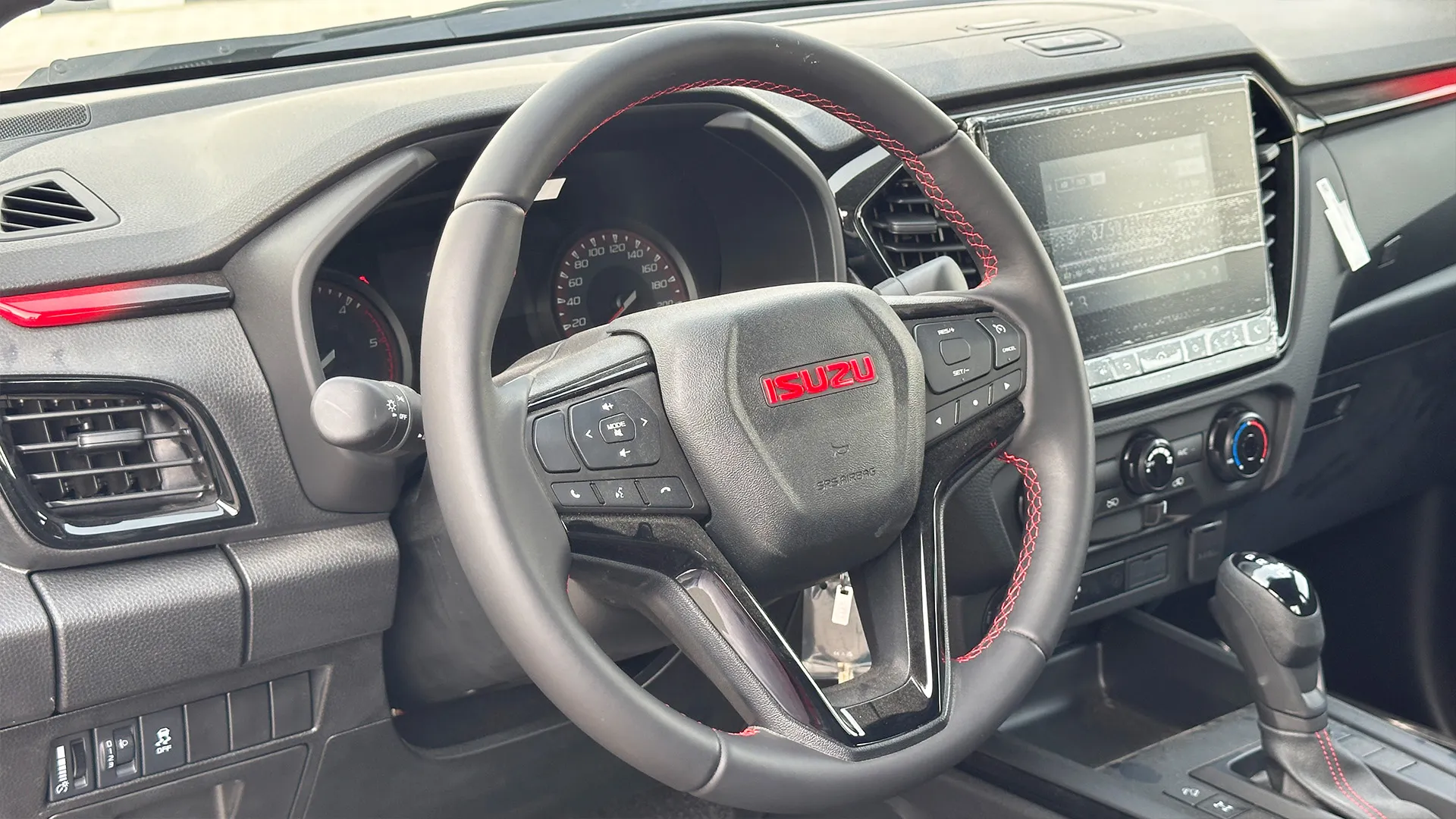 1.9 Ddi DC 4x4 X-Rider High Specs AT - Image 7