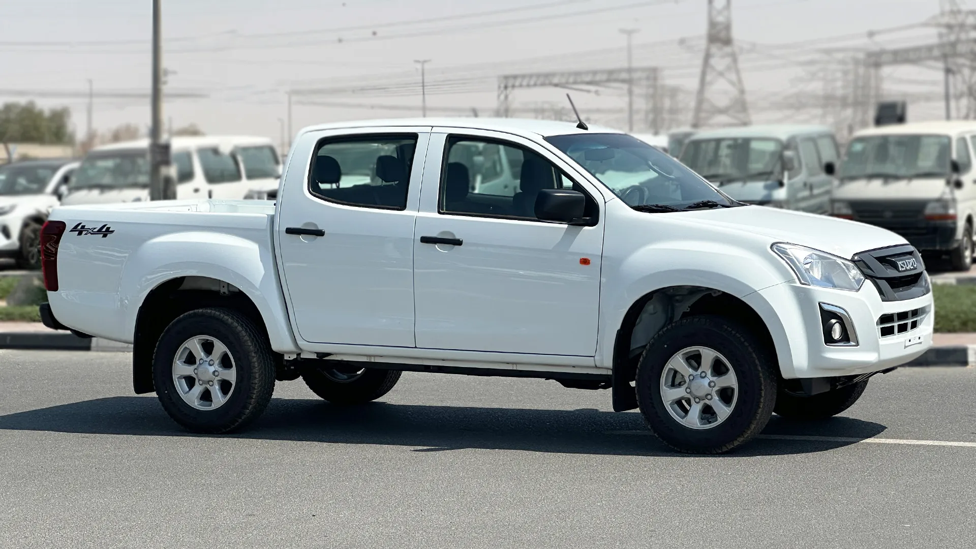 2.5L DC 4X4 PWR A/W ABS Remote MT - Image 5