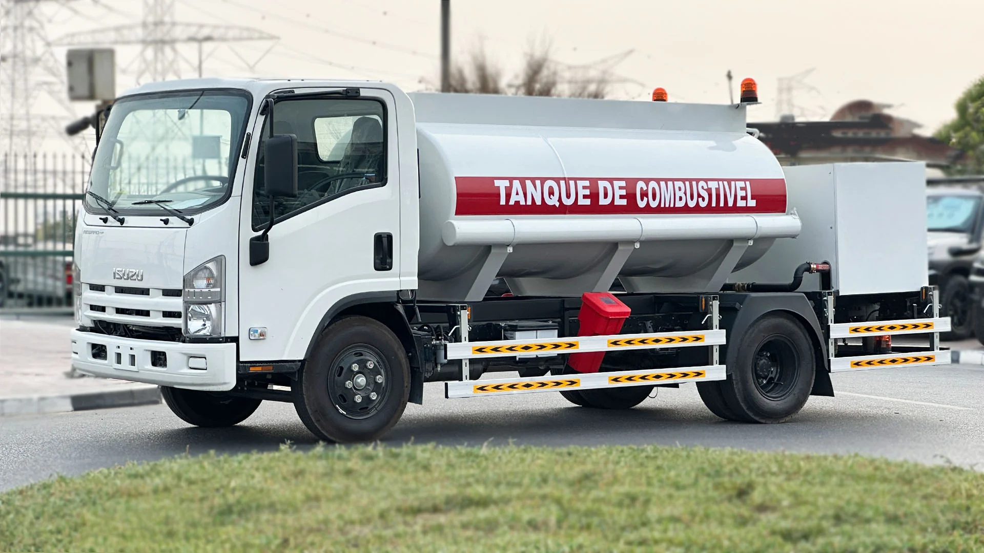 4.6L 4000 Litres Diesel Fuel Tank MT - Image 2