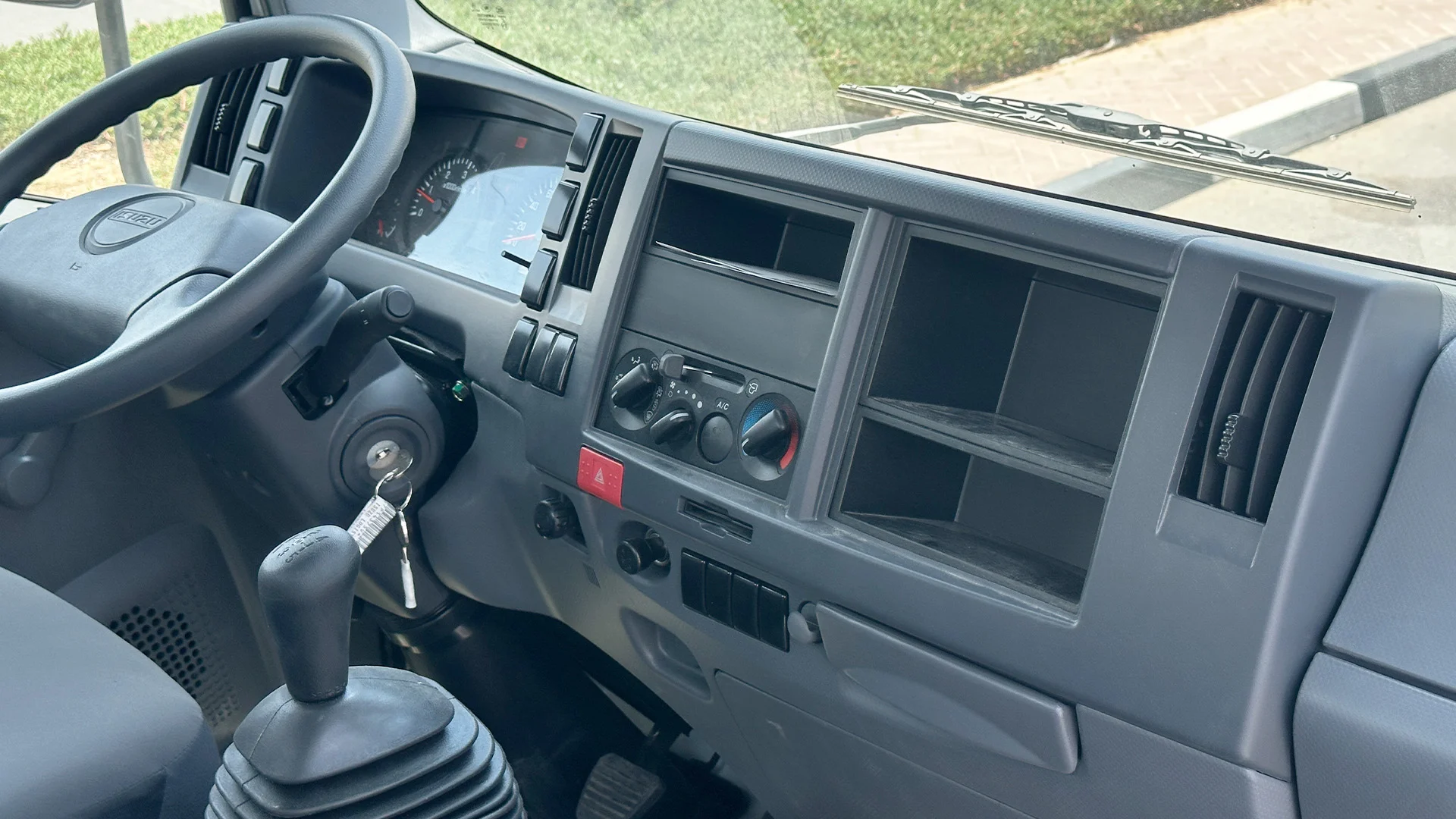 4.6L 1200 IG Drinking Water Tank MT - Image 11