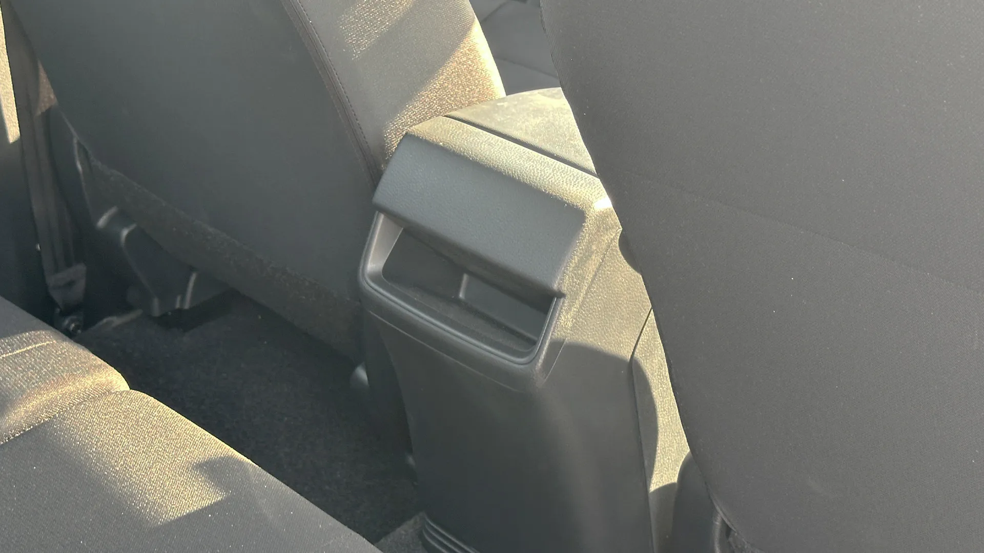 1.9 Ddi DC 4x4 L PWR A/W MT - Image 14