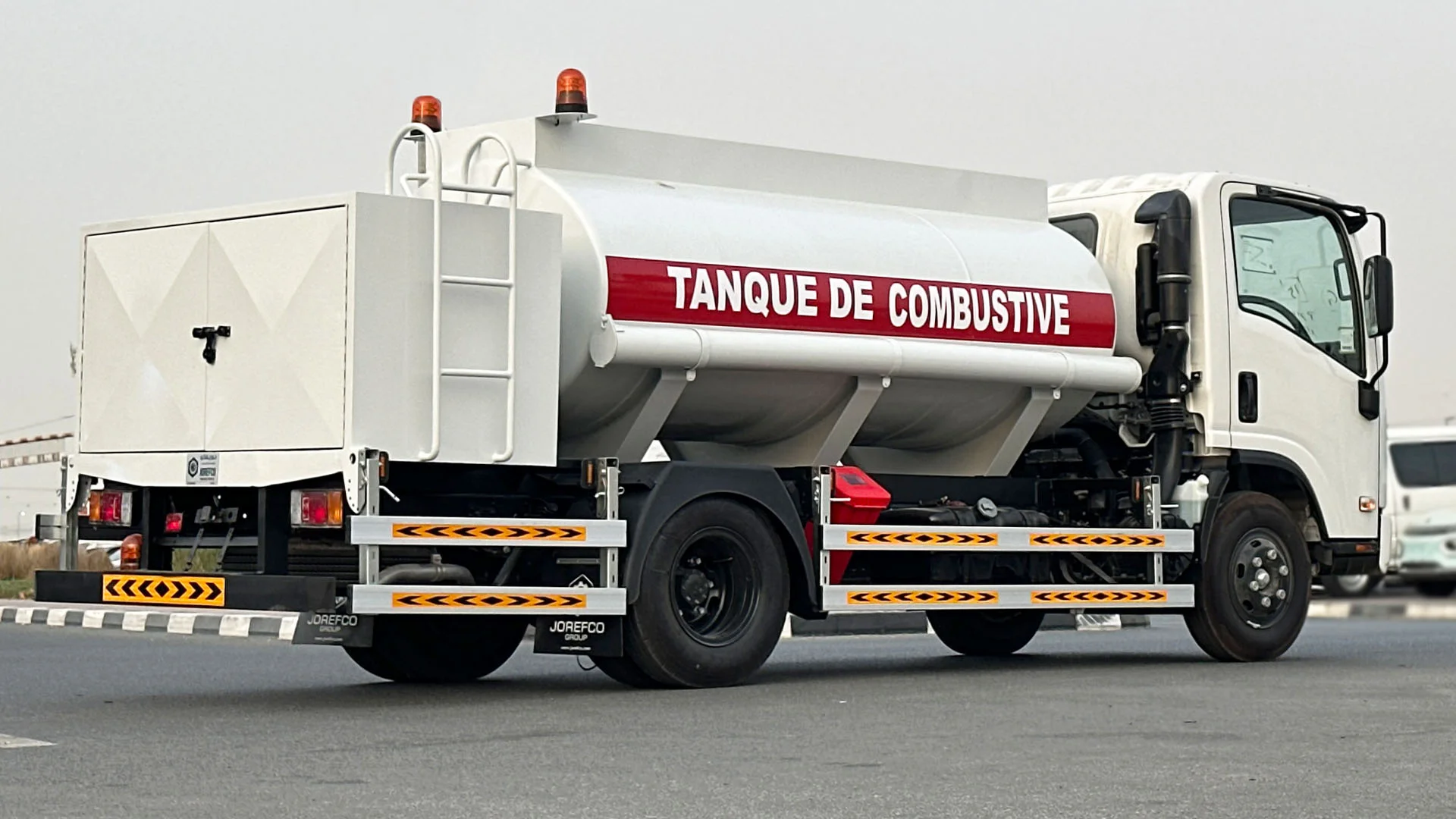 4.6L 4000 Litres Diesel Fuel Tank MT - Image 5