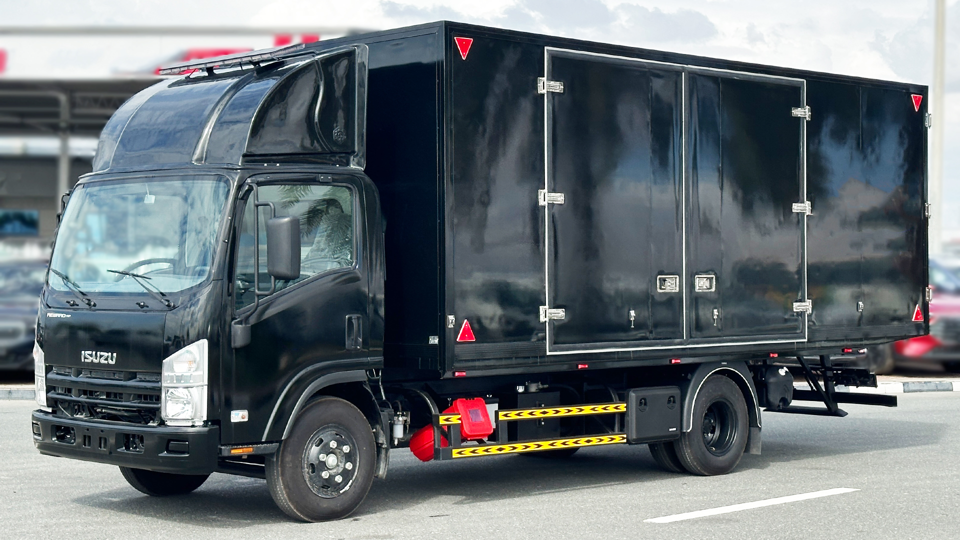 Isuzu Vip-Recoveri - Image 2