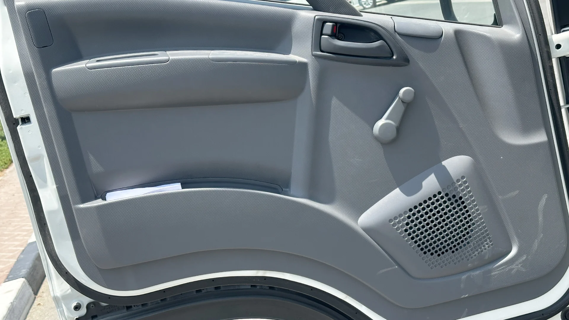 4.6L 1200 IG Drinking Water Tank MT - Image 9