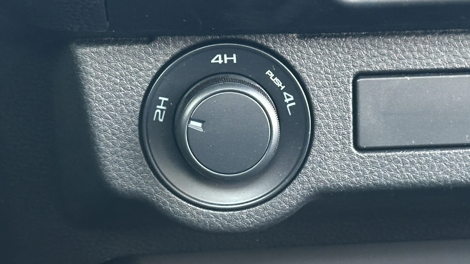 1.9 Ddi SC 4x4 PWR A/W High AT - Image 17