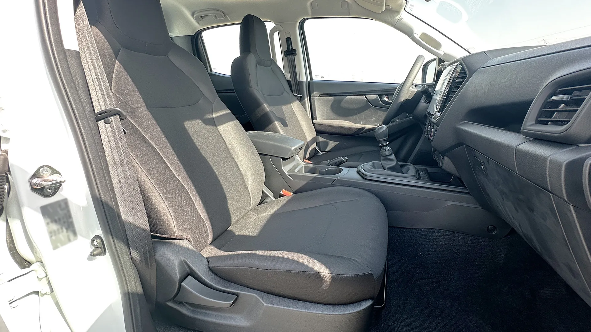 1.9 Ddi DC 4x4 L PWR A/W MT - Image 10