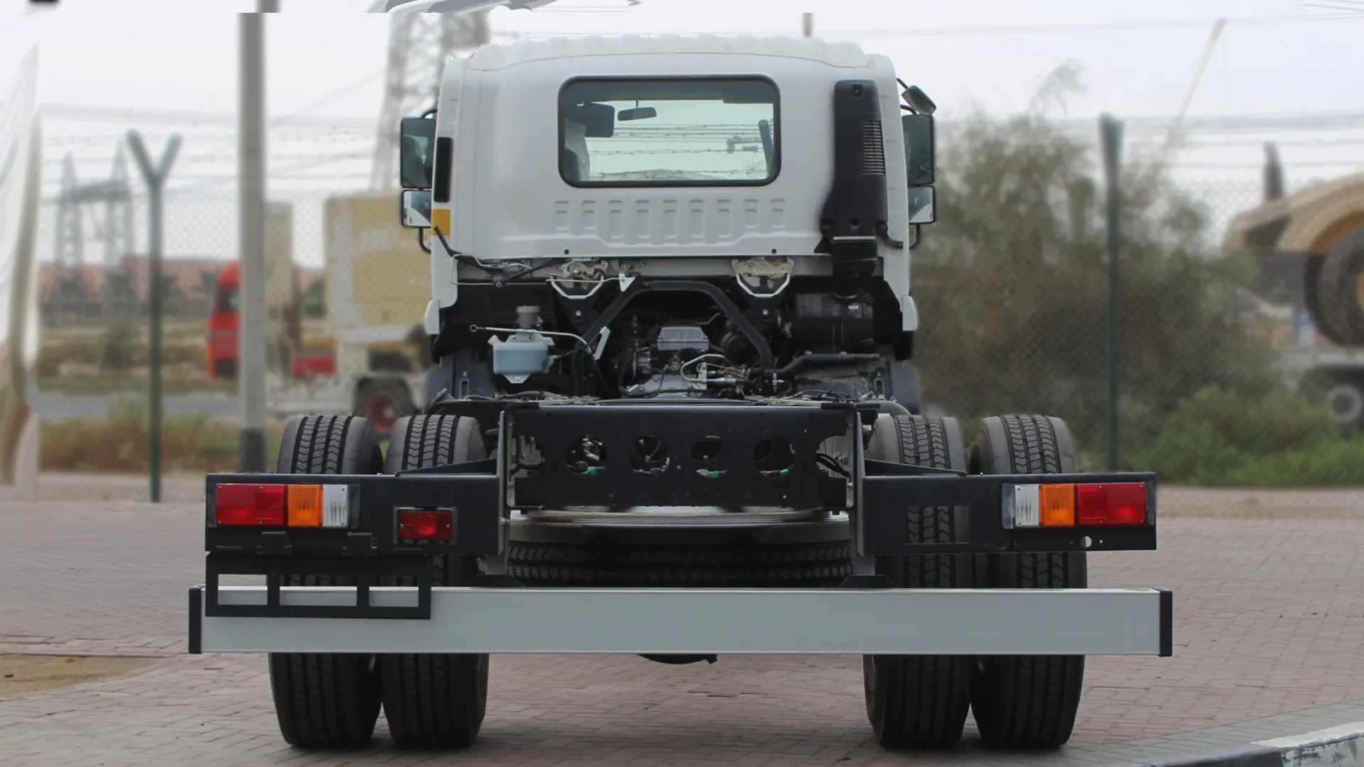 7790 cc 34Q (13 TON) CHASSIS MT - Image 4