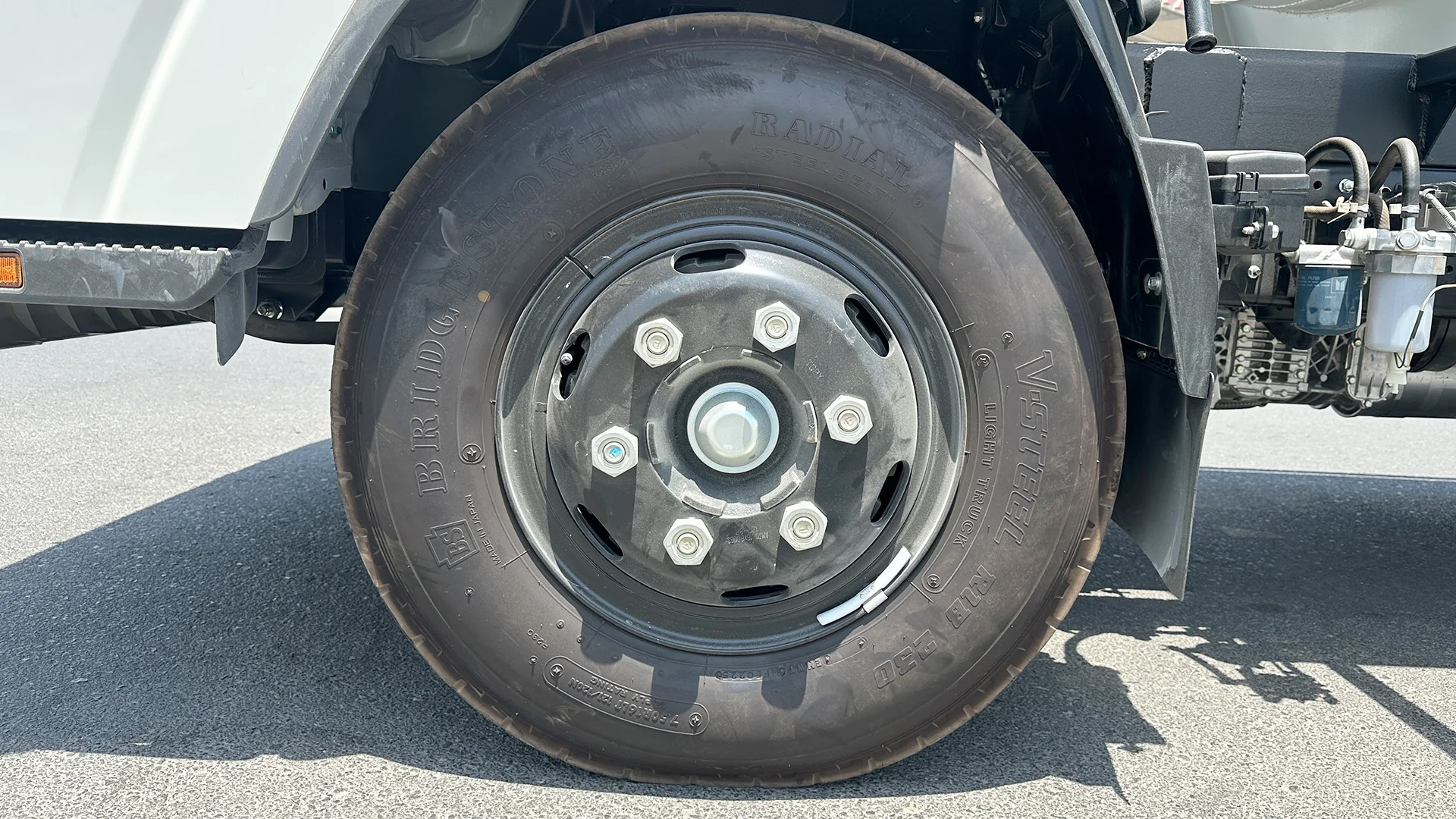 4.6L 1200 IG Drinking Water Tank MT - Image 4