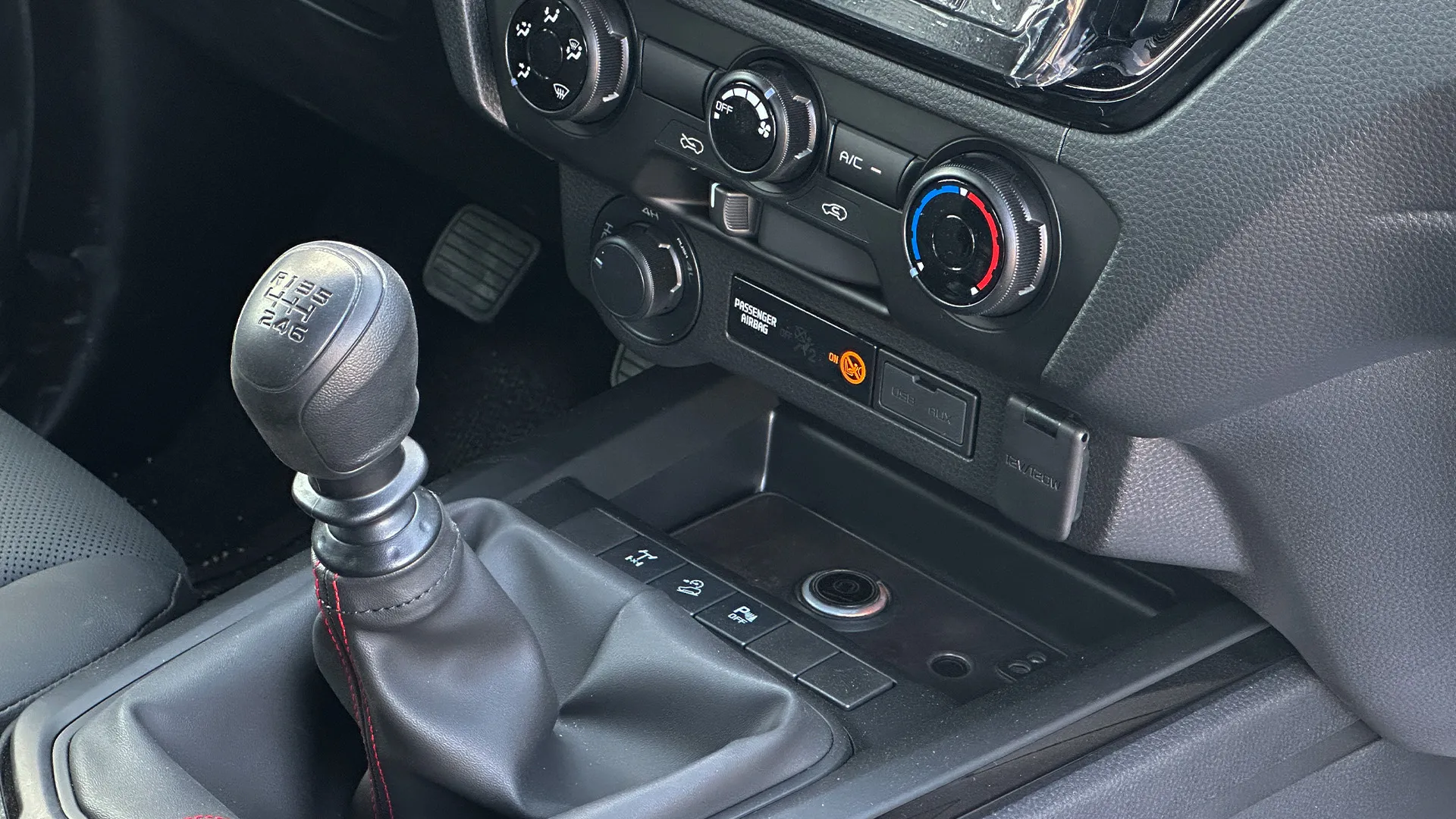 1.9 Ddi DC 4x4 High Specs X-Rider MT - Image 16