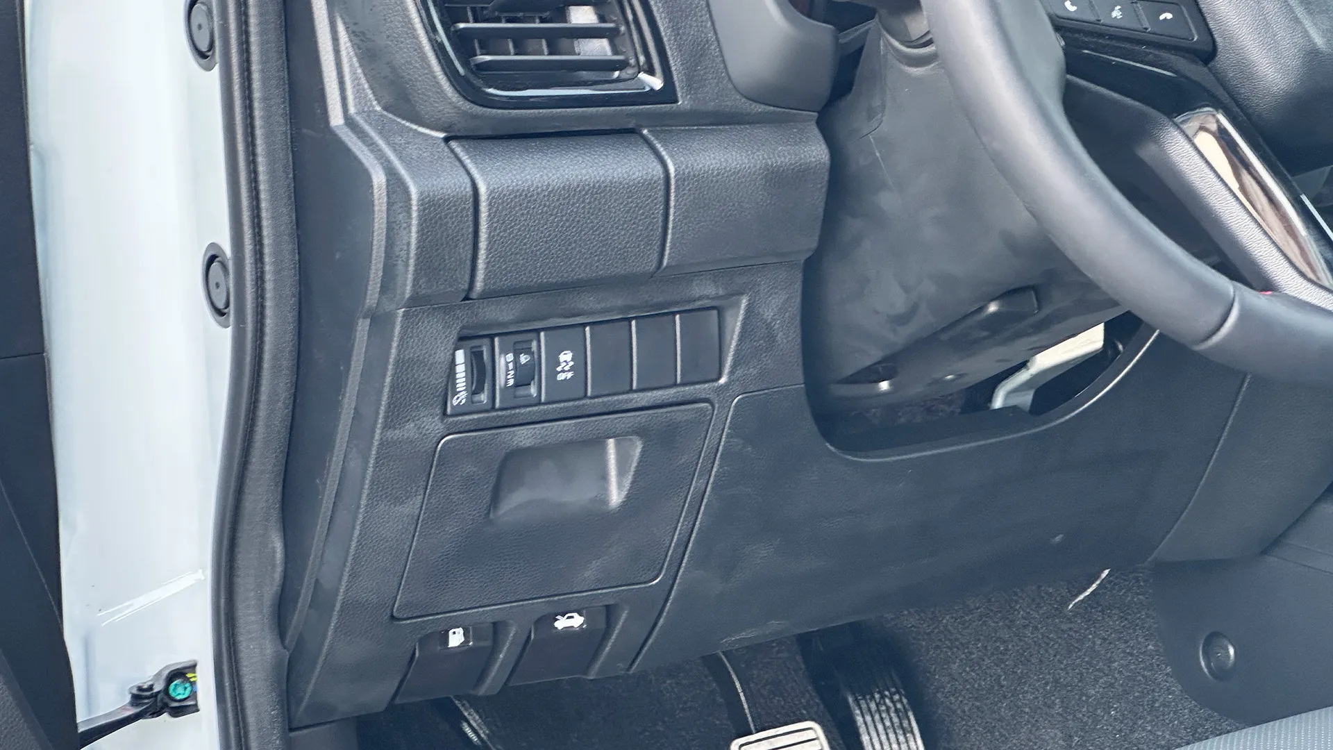 1.9 Ddi DC 4x4 High Specs X-Rider MT - Image 15