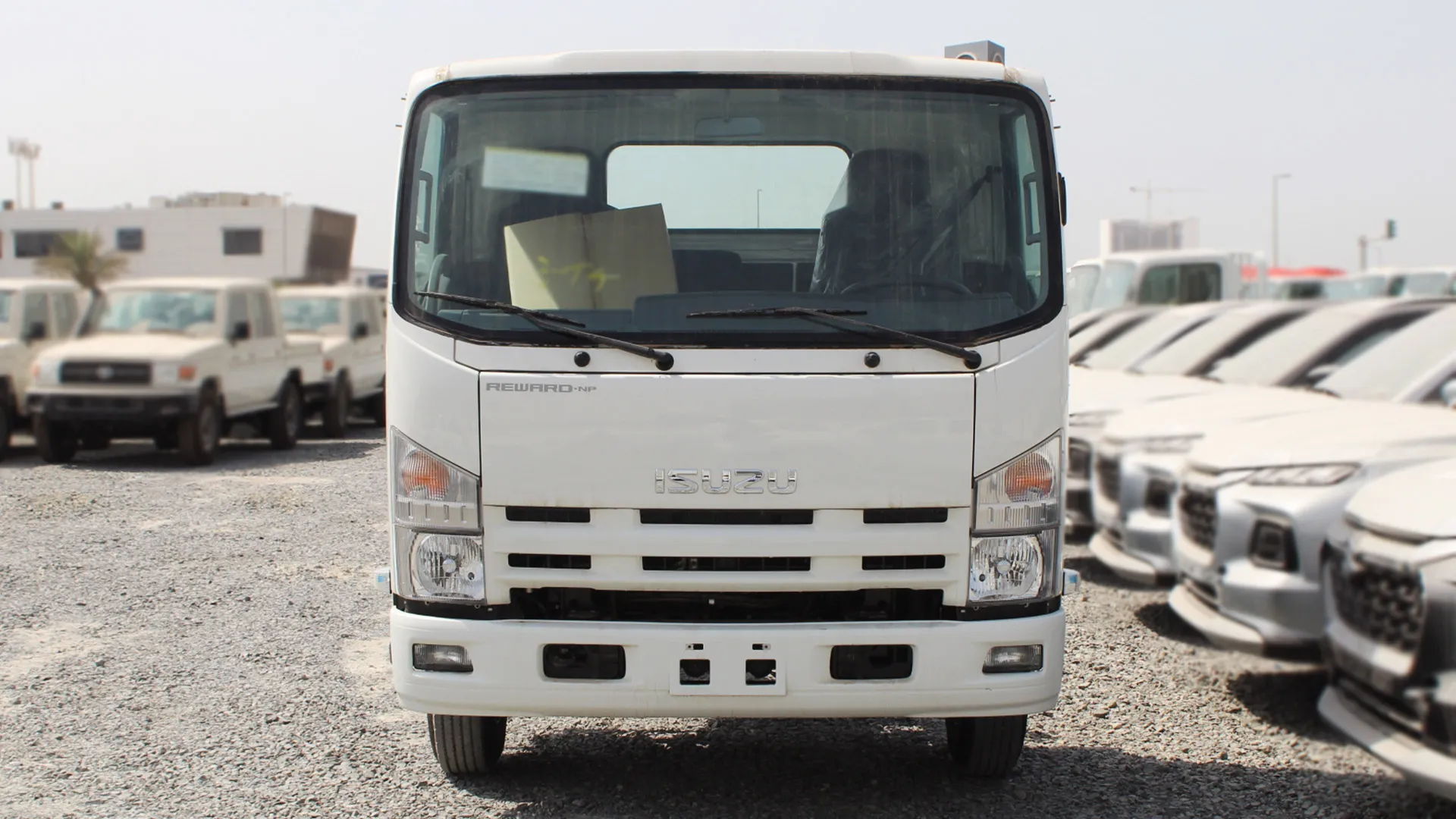 4570 cc (4.6L) 71L CHASSIS LAMP PW RADIO - Image 6