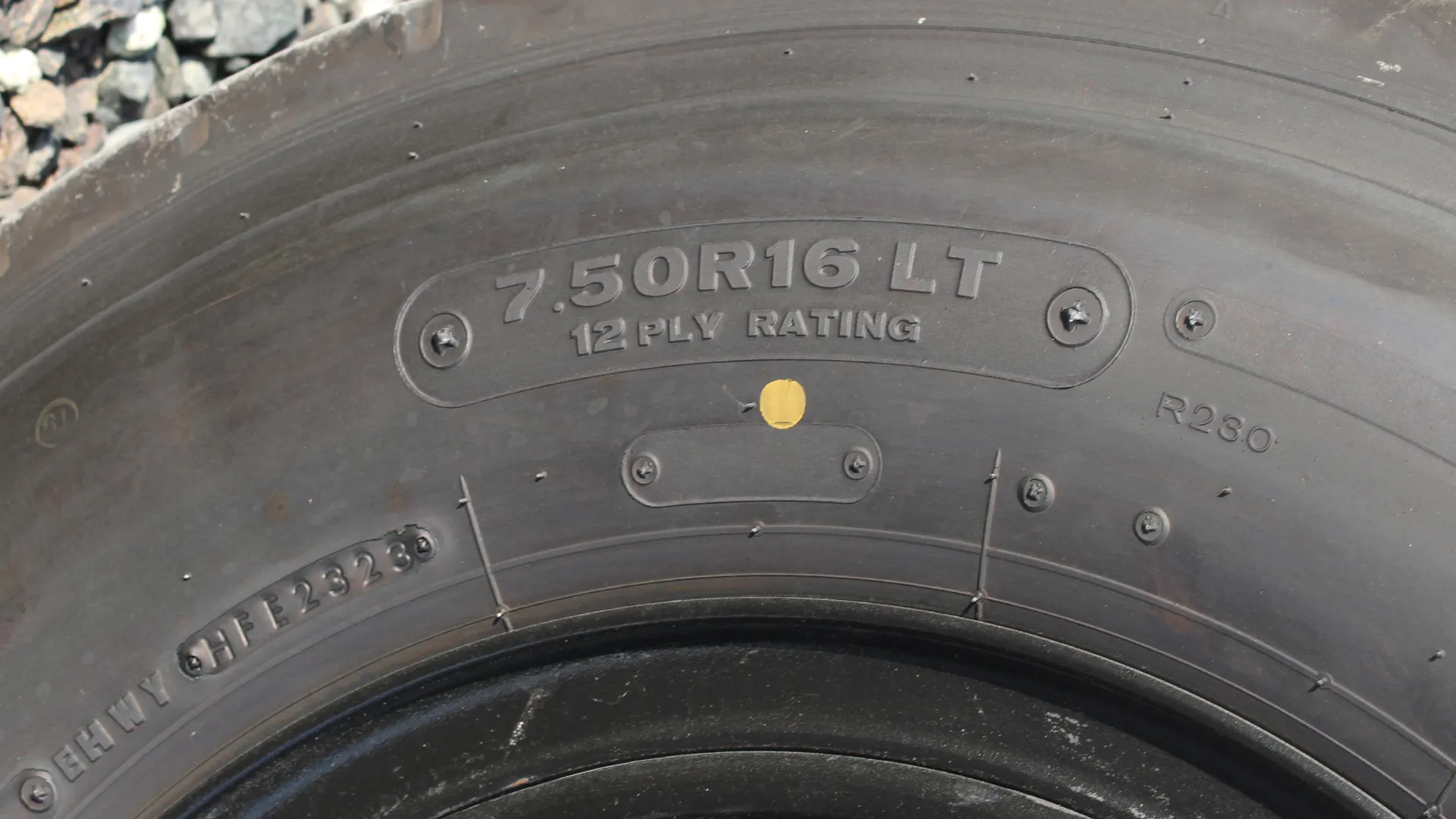 3.0L 85L Crew Cab Chassis MT - Image 7